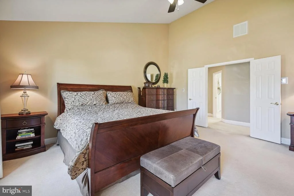 Photo of 10 MAPLECREST COURT
