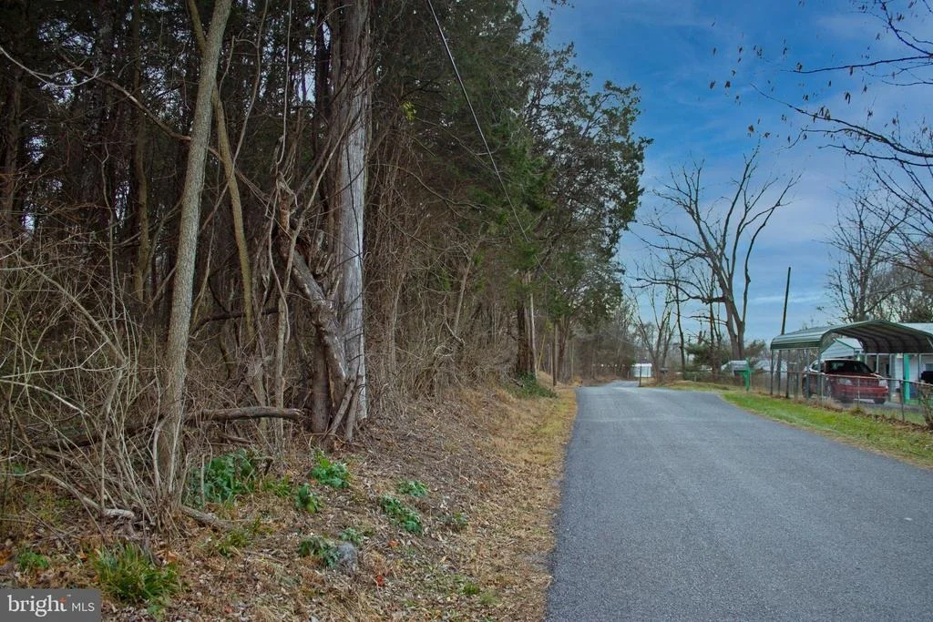Photo of 8103 AVIS MILL ROAD