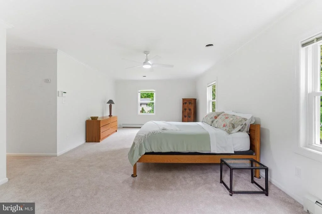 Photo of 2100 EDGEWATER PARKWAY