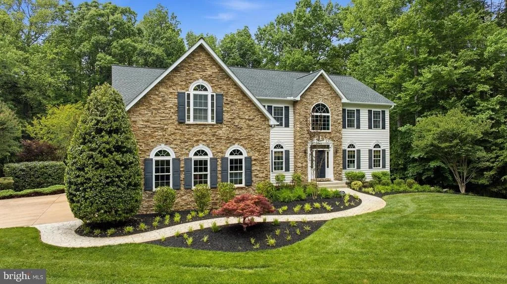 Photo of 3820 LEAFCREST COURT