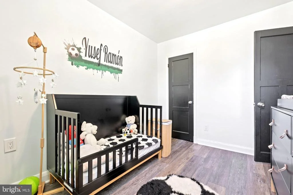 Photo of 4214 THORNCLIFF ROAD