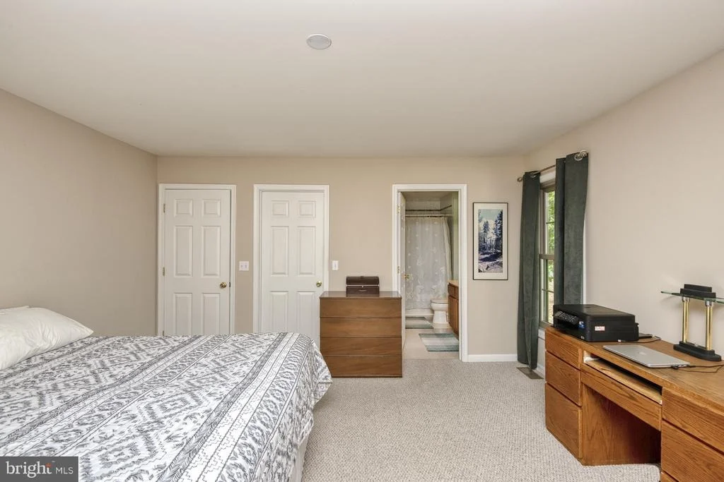 Photo of 23523 HOLLY CIRCLE