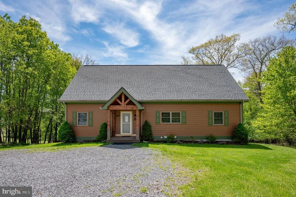 Photo of 2828 GLENDALE ROAD