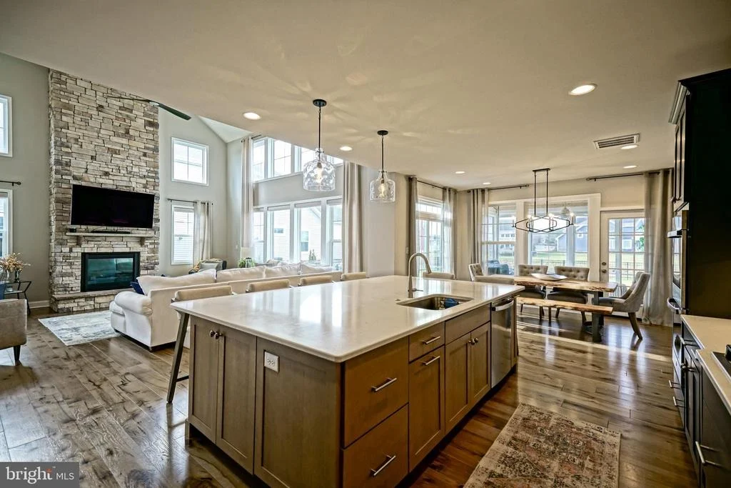 Photo of 33285 MAGGIE LANE