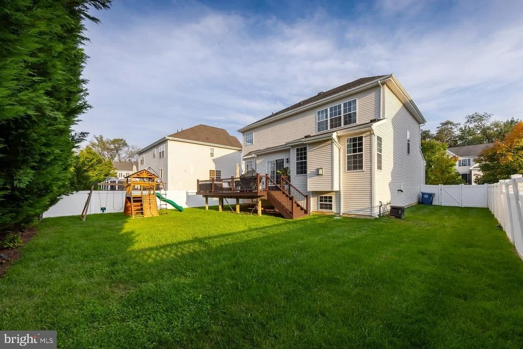 Photo of 658 WORCESTER DRIVE