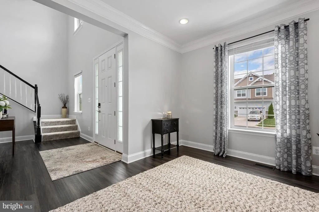 Photo of 821 BENTGRASS DRIVE