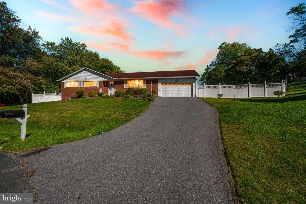 Photo of 1031 TRACY DRIVE