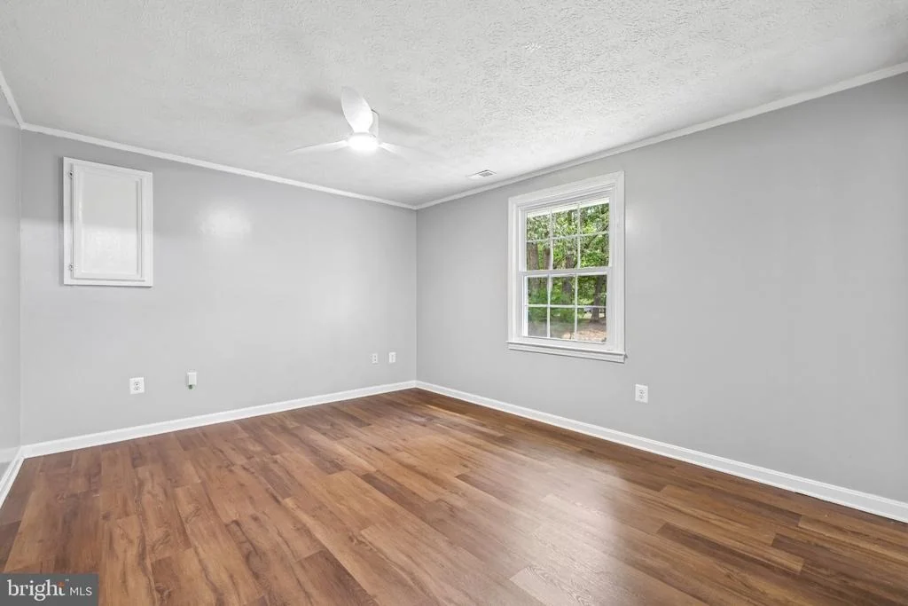 Photo of 1437 CEDARHURST ROAD