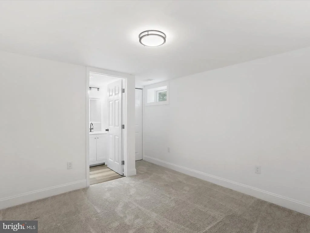 Photo of 11905 BOYD ROAD