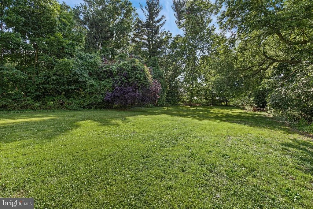 Photo of 208 MENDELL PLACE