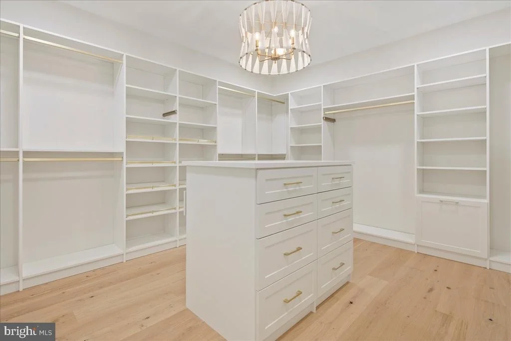 Photo of 6716 VAN FLEET DRIVE