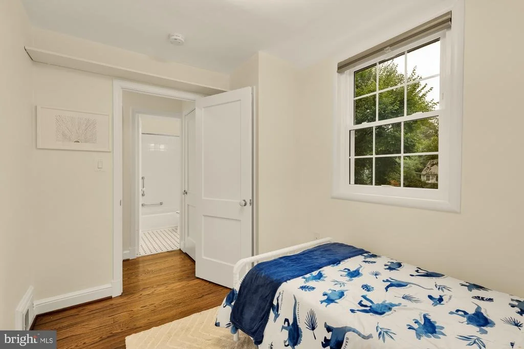 Photo of 1607 BALLARD STREET
