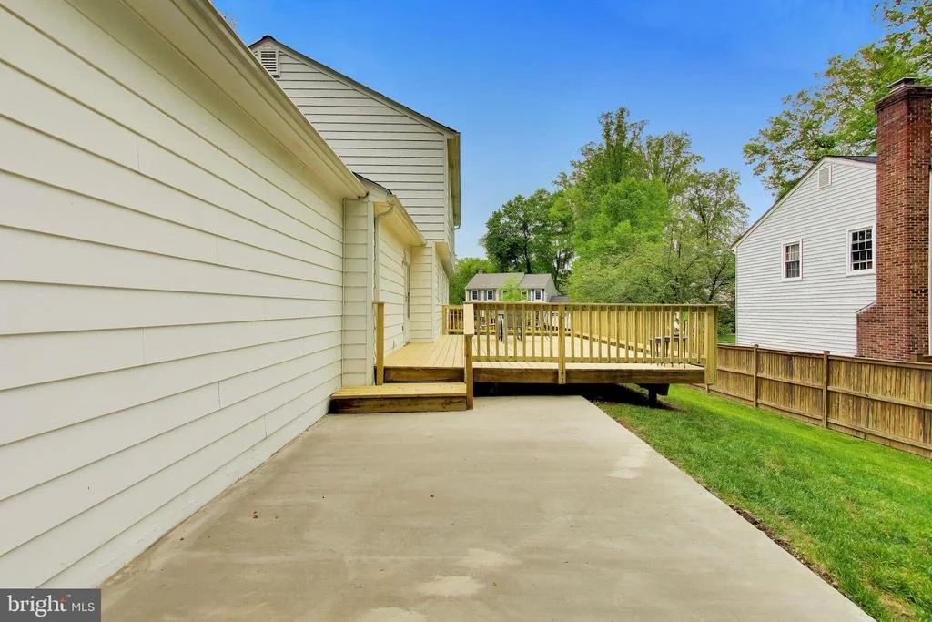 Photo of 5125 KING DAVID BOULEVARD