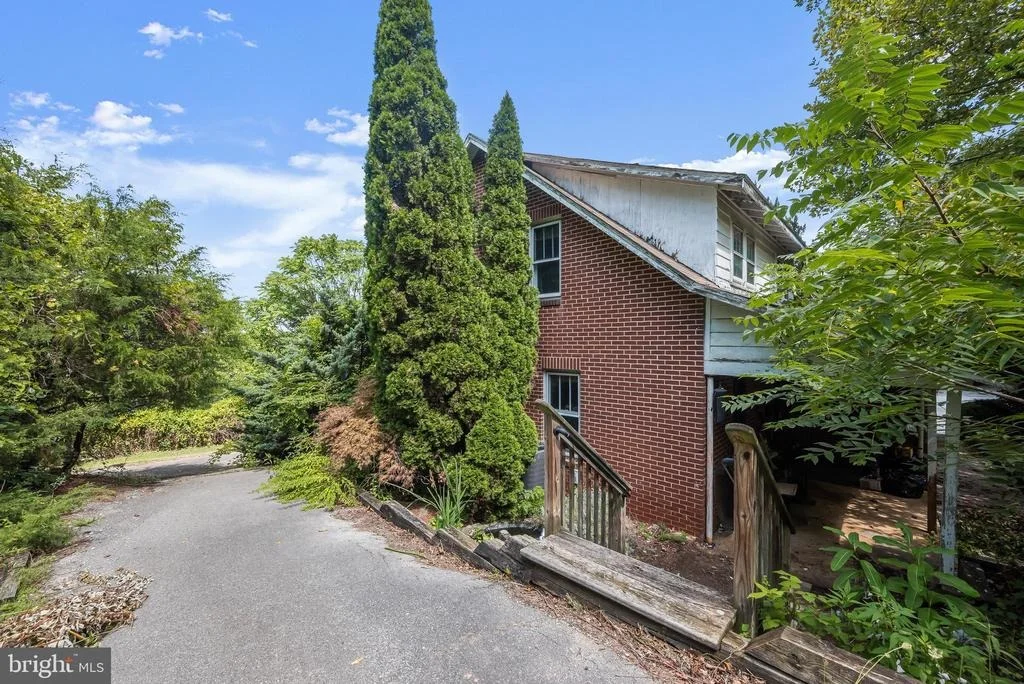 Photo of 679 OLD NEW WINDSOR PIKE