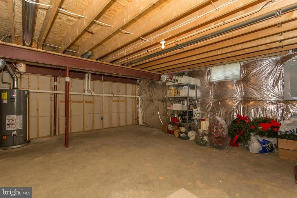 Photo of 2562 BEAR DEN ROAD