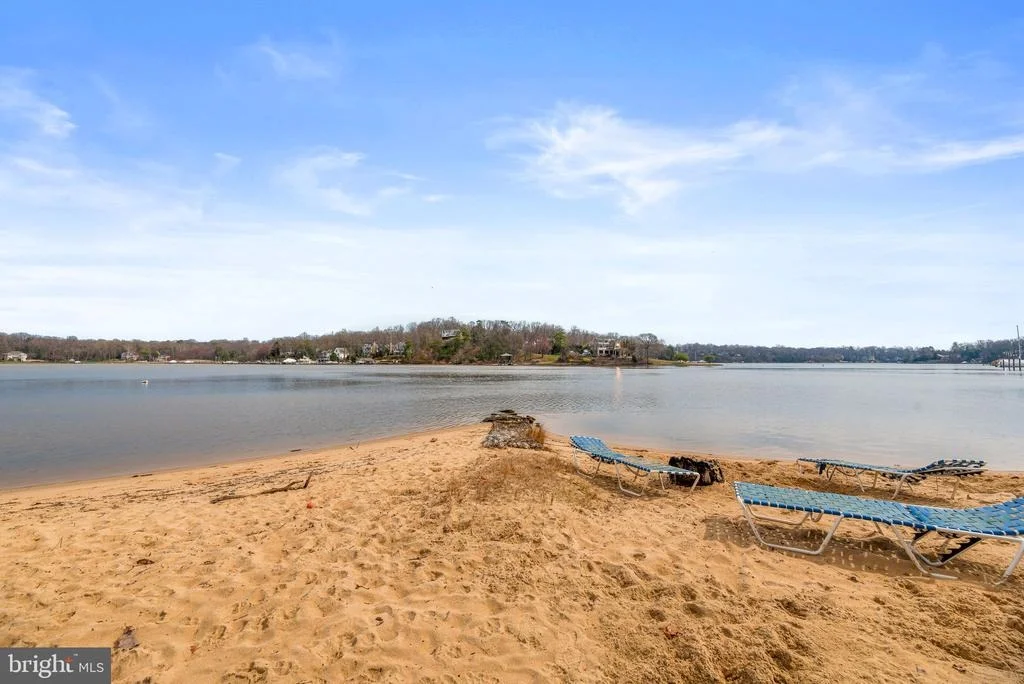 Photo of 1071 OMAR DRIVE