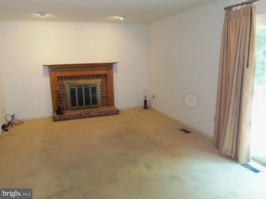 Photo of 2426 HIDDEN VALLEY LANE