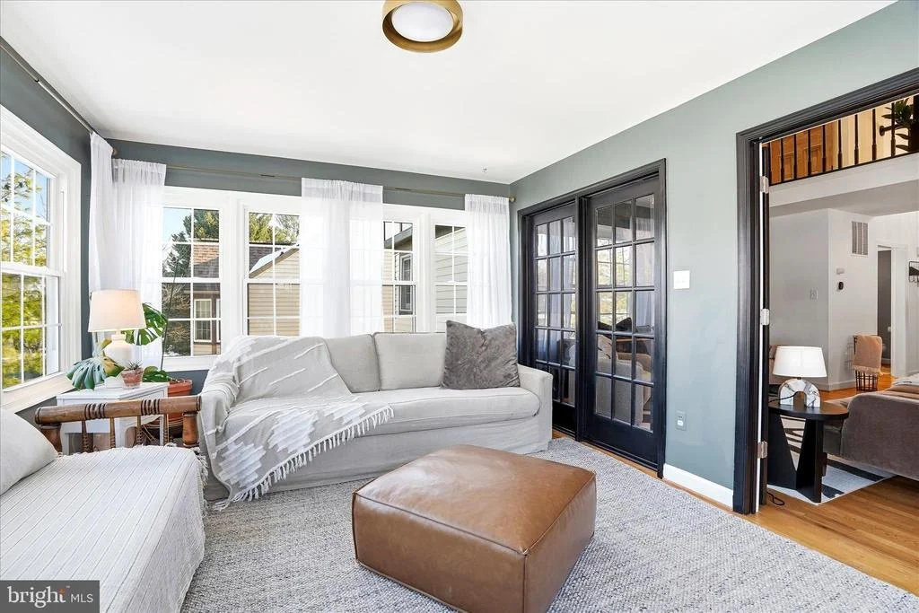 Photo of 2379 BEAR DEN ROAD