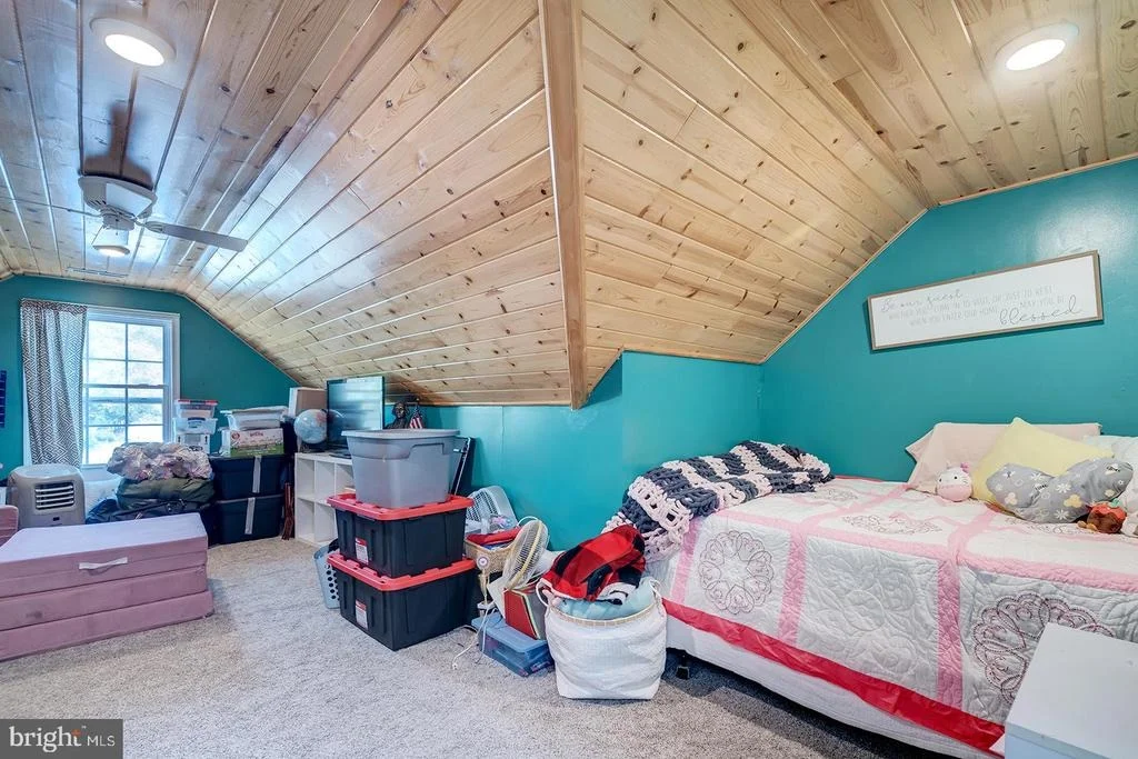 Photo of 5 MAPLE SHADE DRIVE