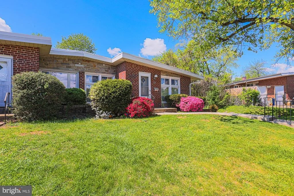 Photo of 2451 FOREST GREEN ROAD