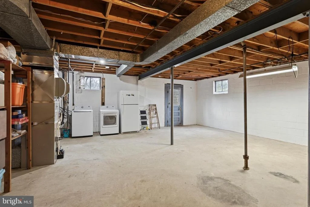 Photo of 11705 DEVILWOOD COURT