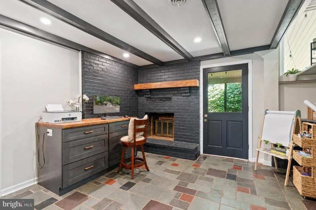Photo of 547 BEECH DRIVE
