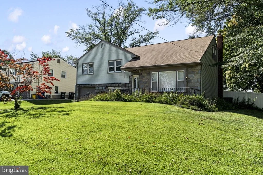 Photo of 440 WILLOW DRIVE