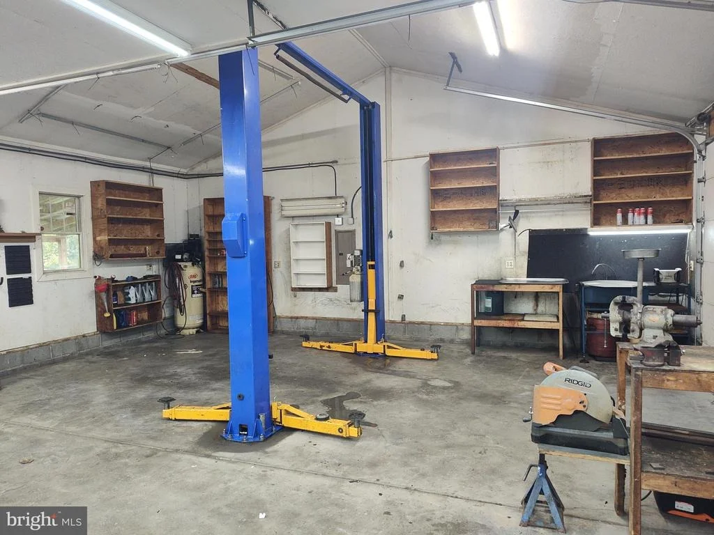 Photo of 7074 GRAYS MILL ROAD