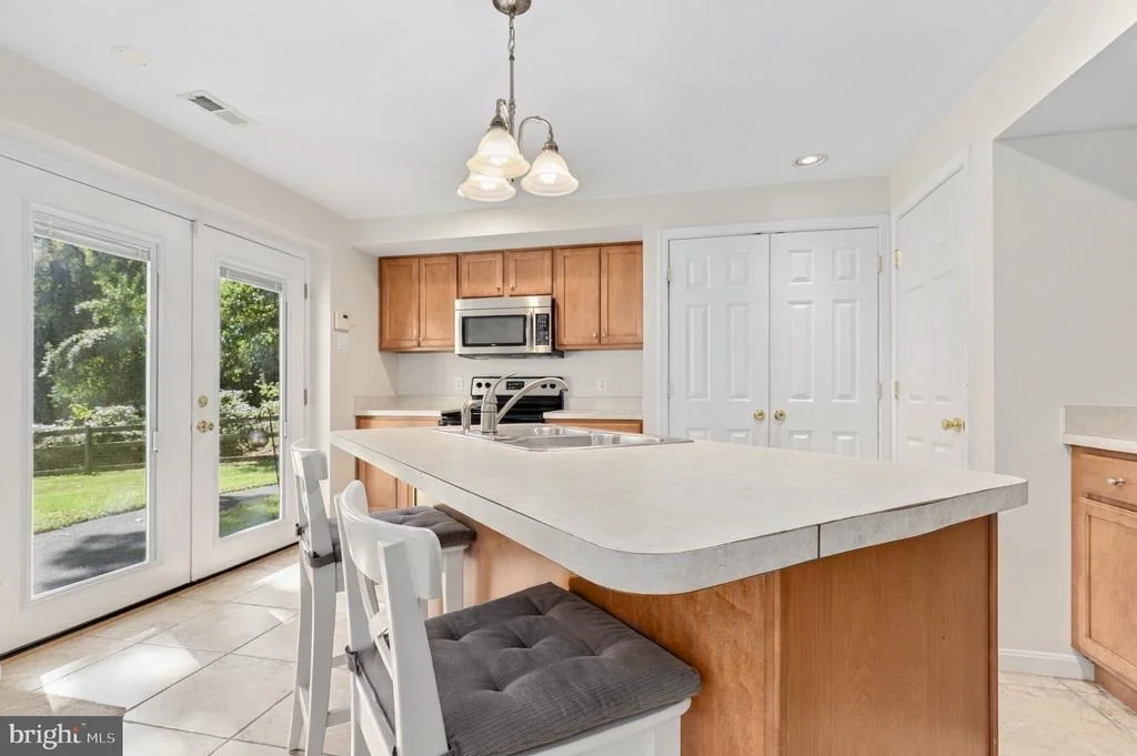Photo of 6152 MONTGOMERY ROAD