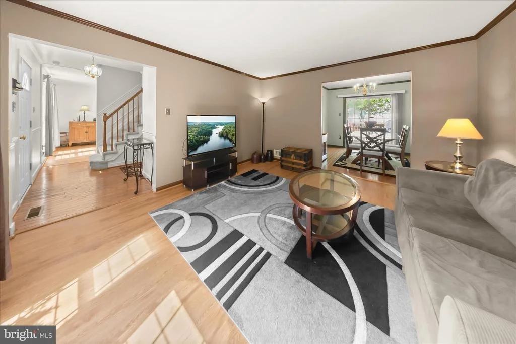 Photo of 15702 APPLETON COURT