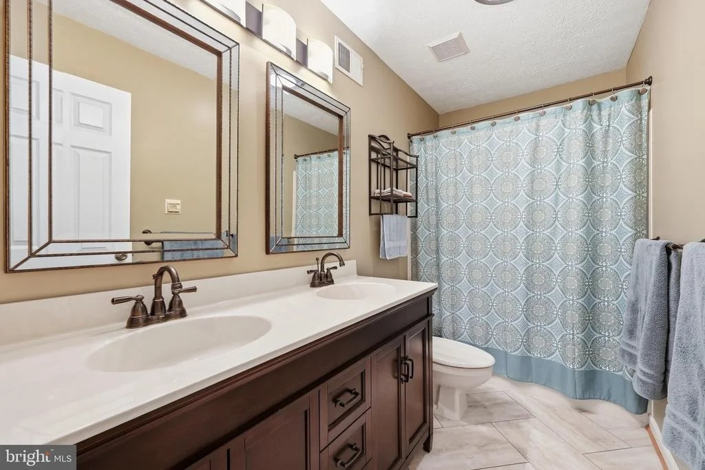 Photo of 376 WINGED FOOT DRIVE