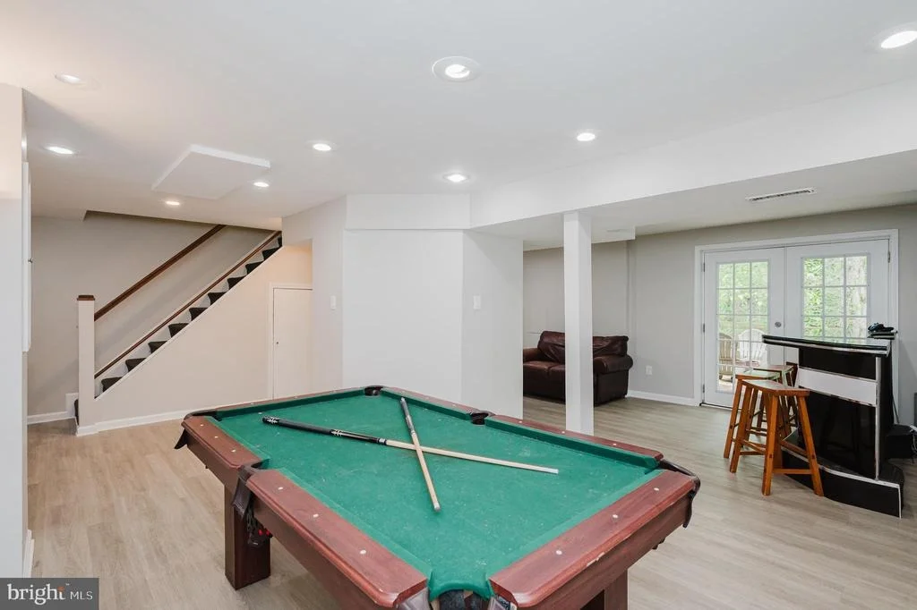 Photo of 414 ABBEY CIRCLE