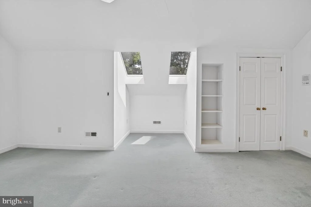 Photo of 11300 TARA ROAD
