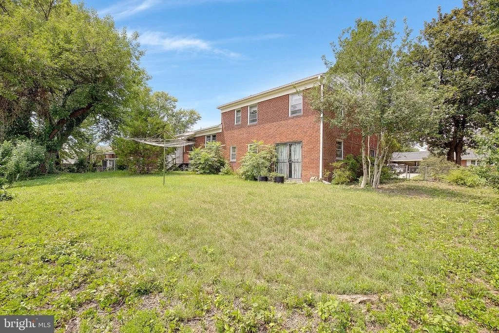 Photo of 5907 BEDFORD LANE