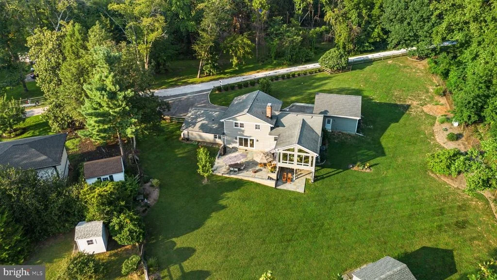 Photo of 384 EAGLE HILL ROAD