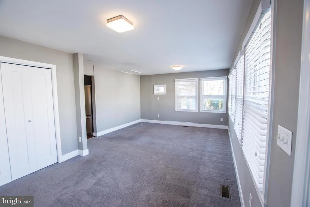 Photo of 704 W MAPLE ROAD