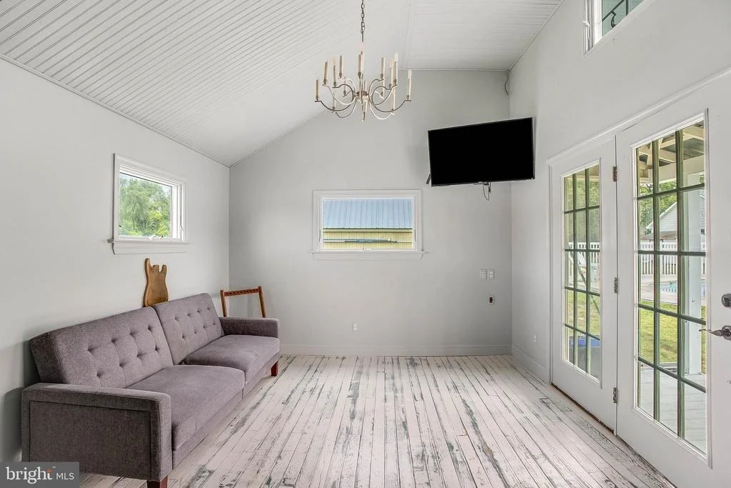 Photo of 30328 SEAFORD ROAD