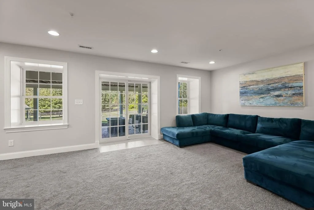 Photo of 4921 JENKINS LANE