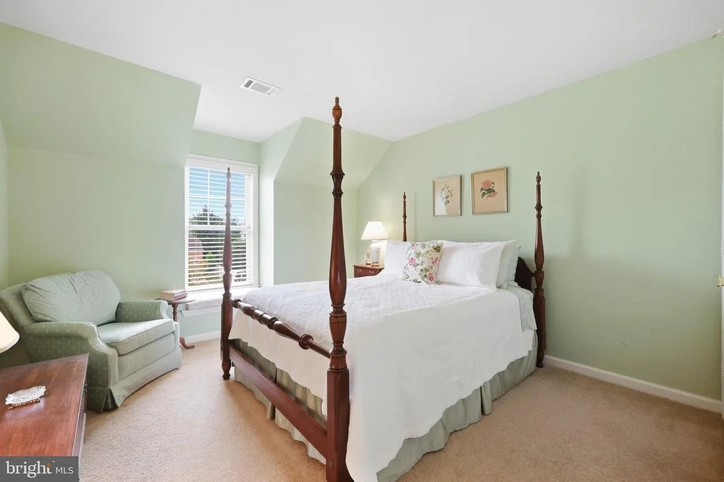 Photo of 3017 PALATINE DRIVE
