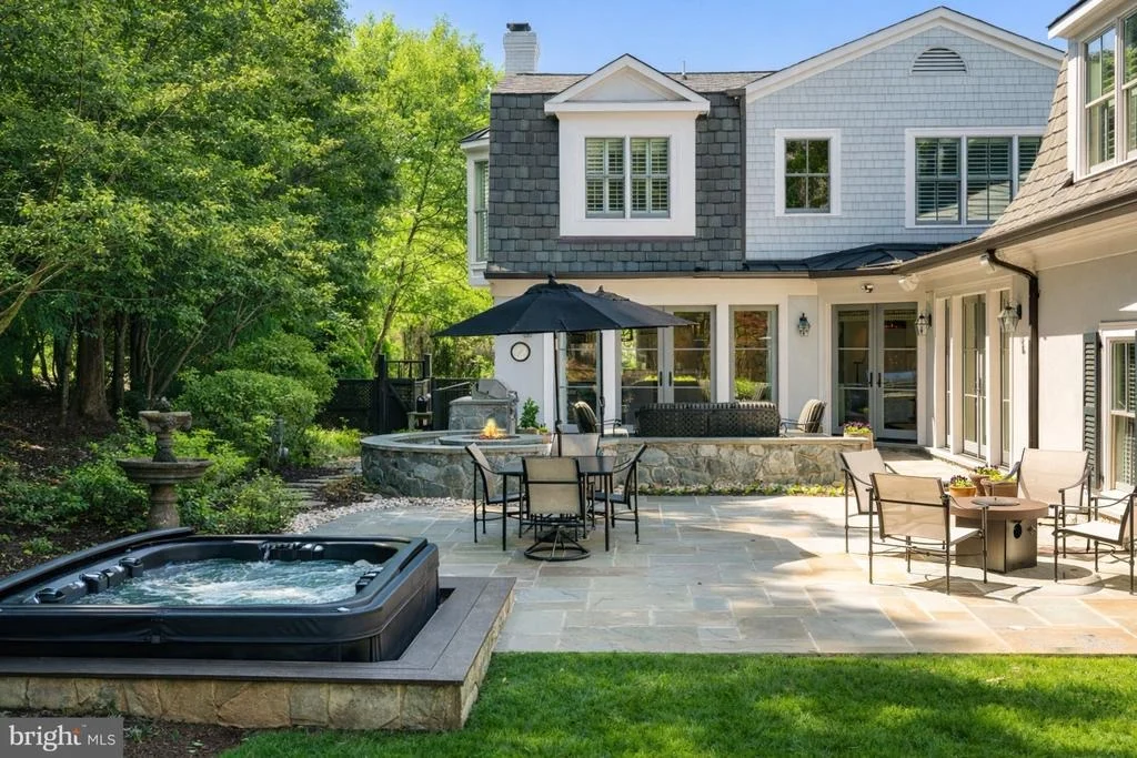 Photo of 1105 HARVEY ROAD