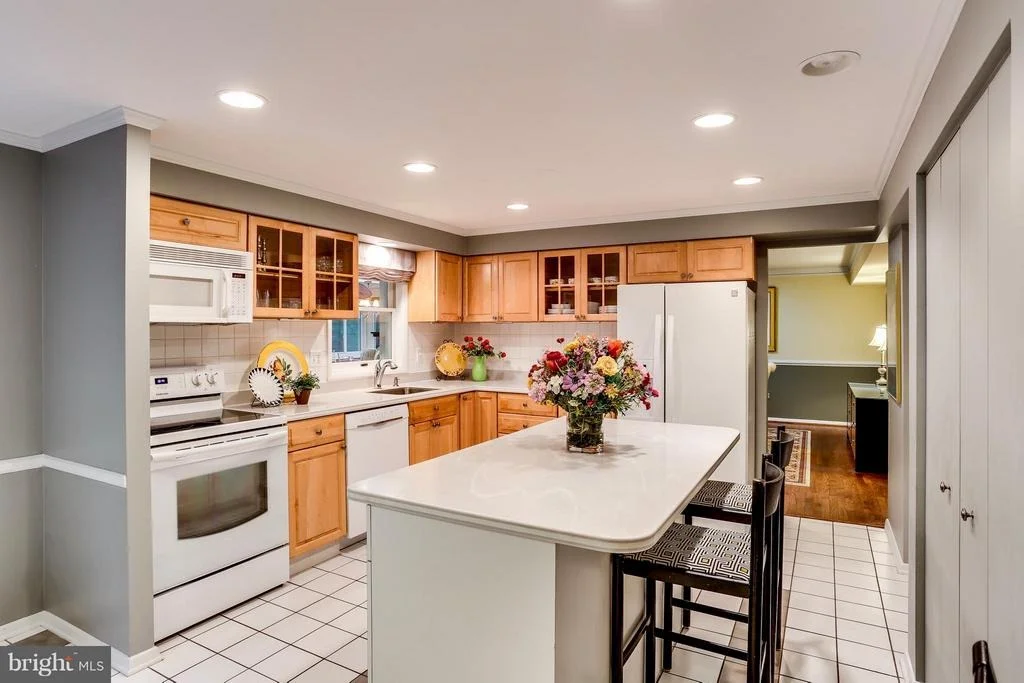 Photo of 10394 LAUNCELOT LANE