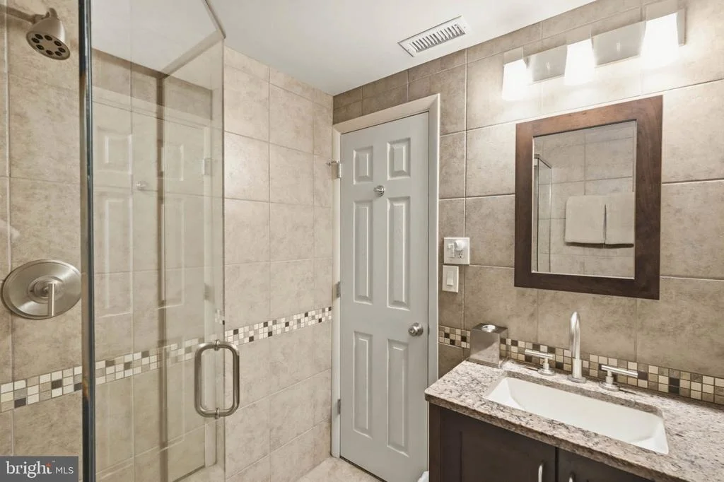 Photo of 5 GLENCLIFFE CIRCLE