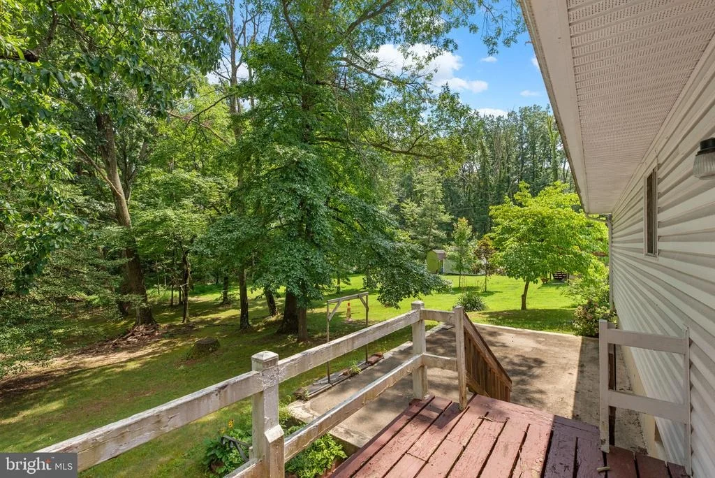 Photo of 7517 RACE ROAD