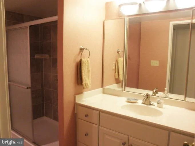 Photo of Unit 3502 at 15115 INTERLACHEN DRIVE