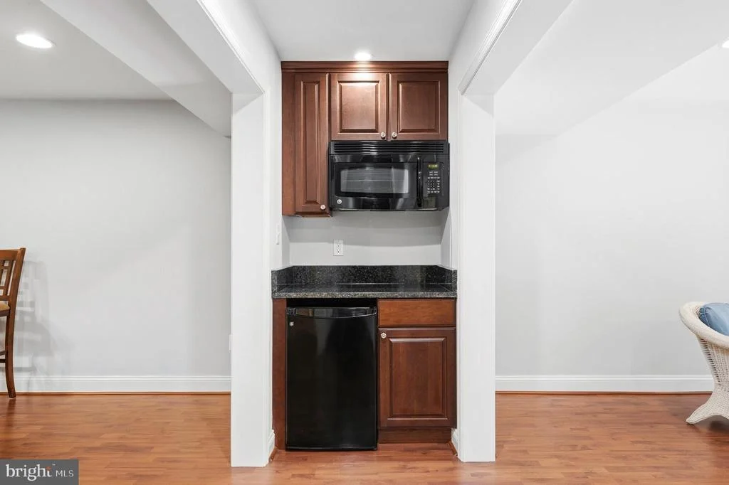 Photo of 4570 HAWTHORNE ROAD