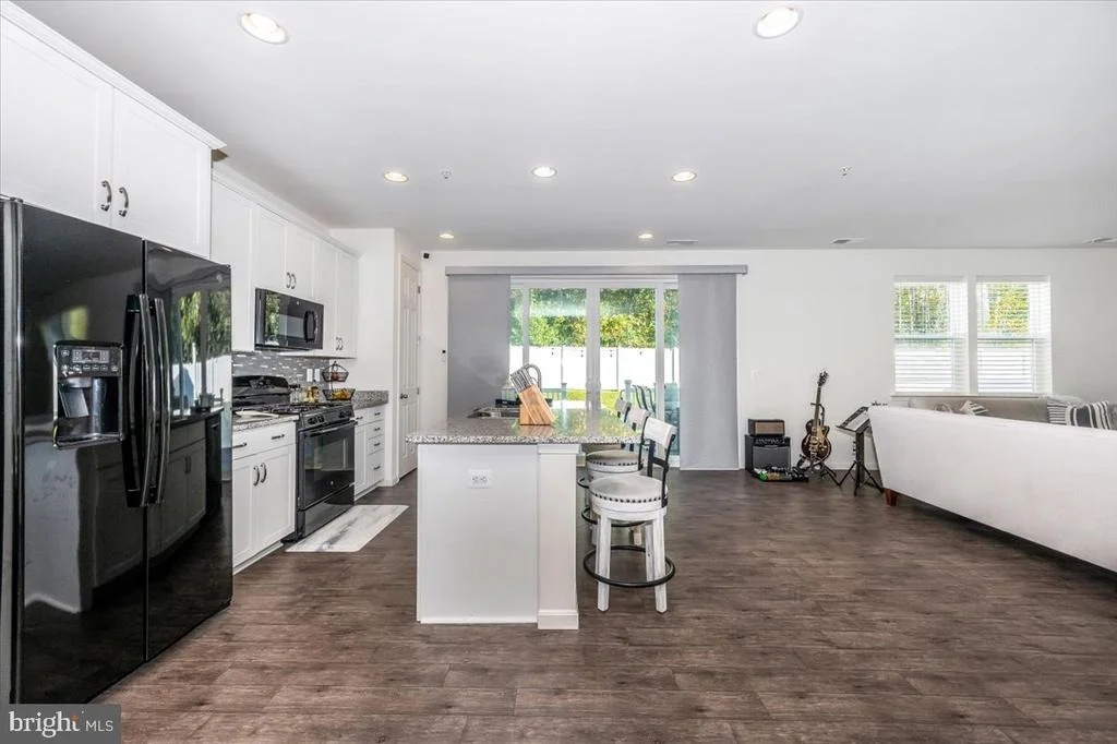 Photo of 12411 GEMSTONE DRIVE