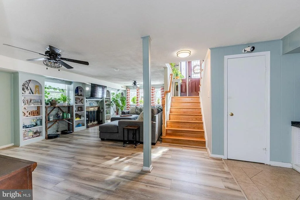 Photo of 6112 HARMON PLACE