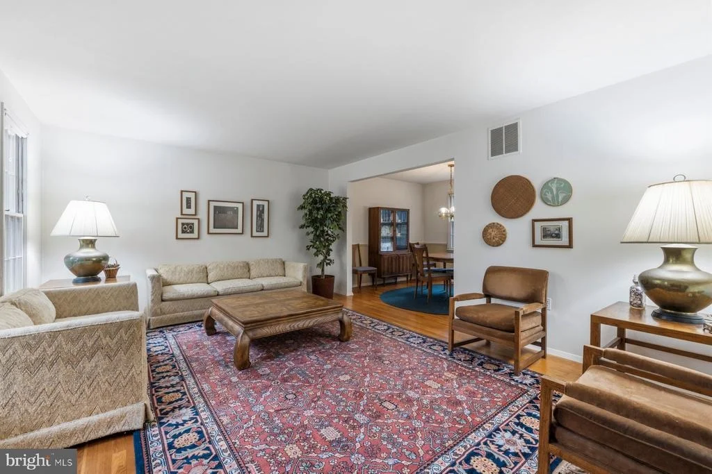 Photo of 8402 MARGO ROAD