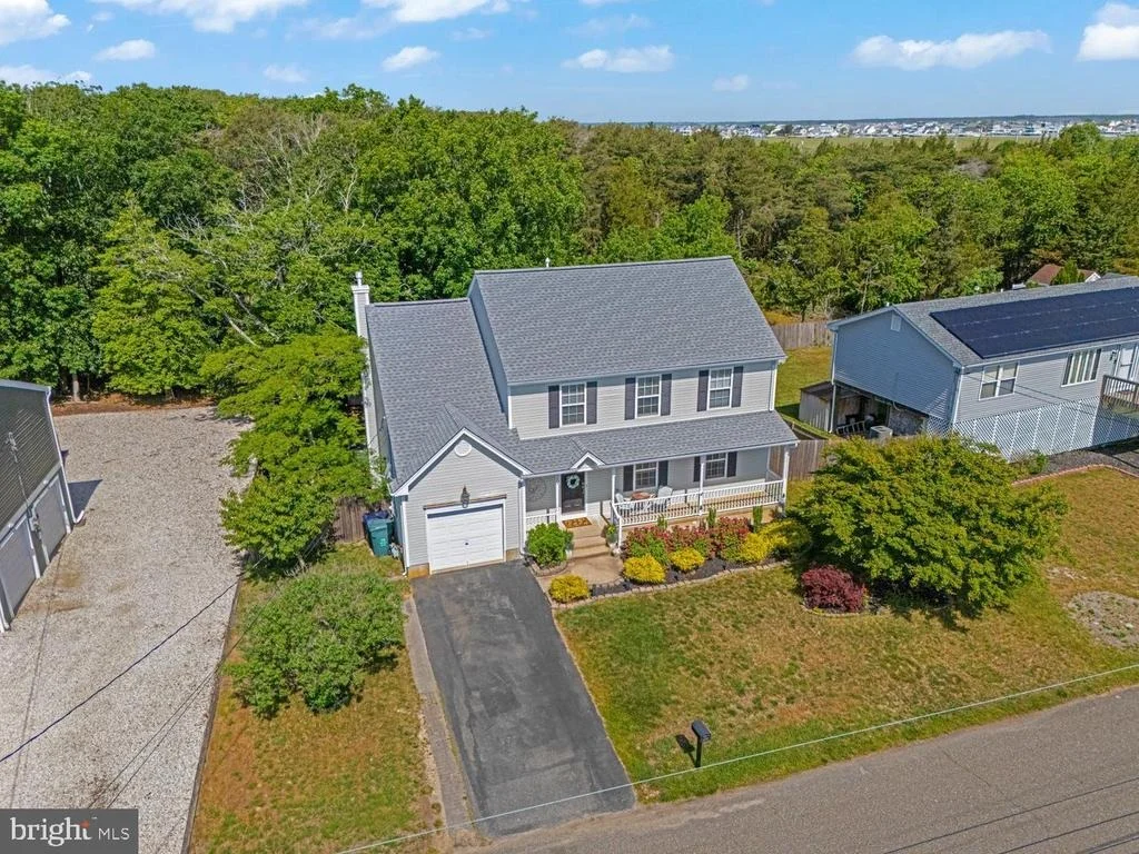 Photo of 20 OCEAN BOULEVARD