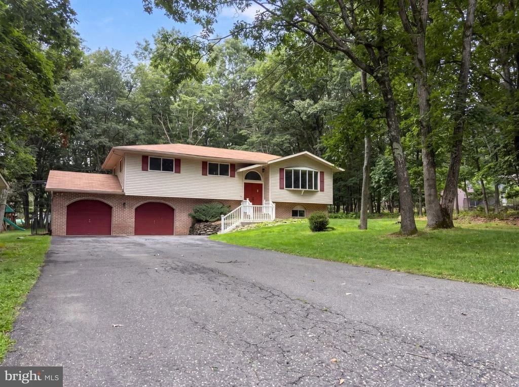 Photo of 277 APACHE DRIVE